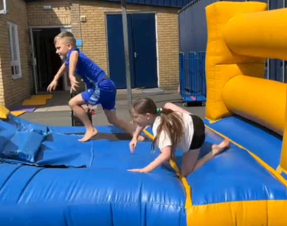Holiday clubs, camps & playschemes that aren’t all work and no play